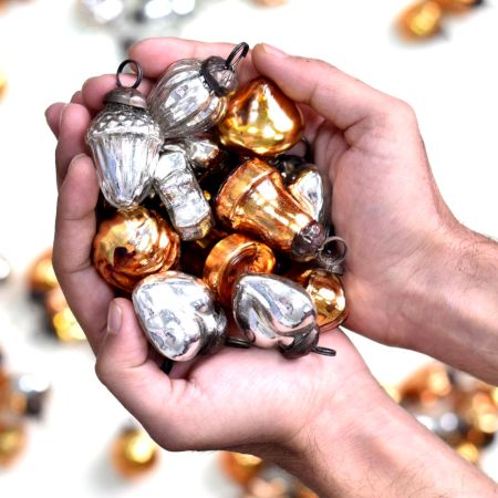 25 Pieces Amber and Silver Ornaments For Tree Decoration - Glass Christmas Ornaments